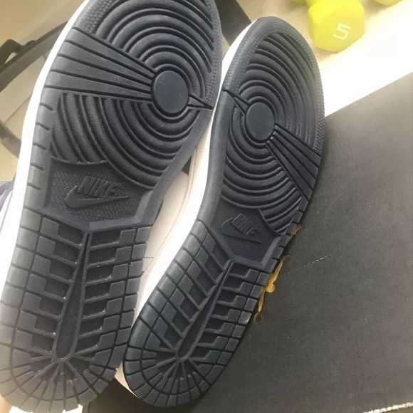 Jordan retro 1 mid obsidian sanded purple size 10 - Picture 5 of 7